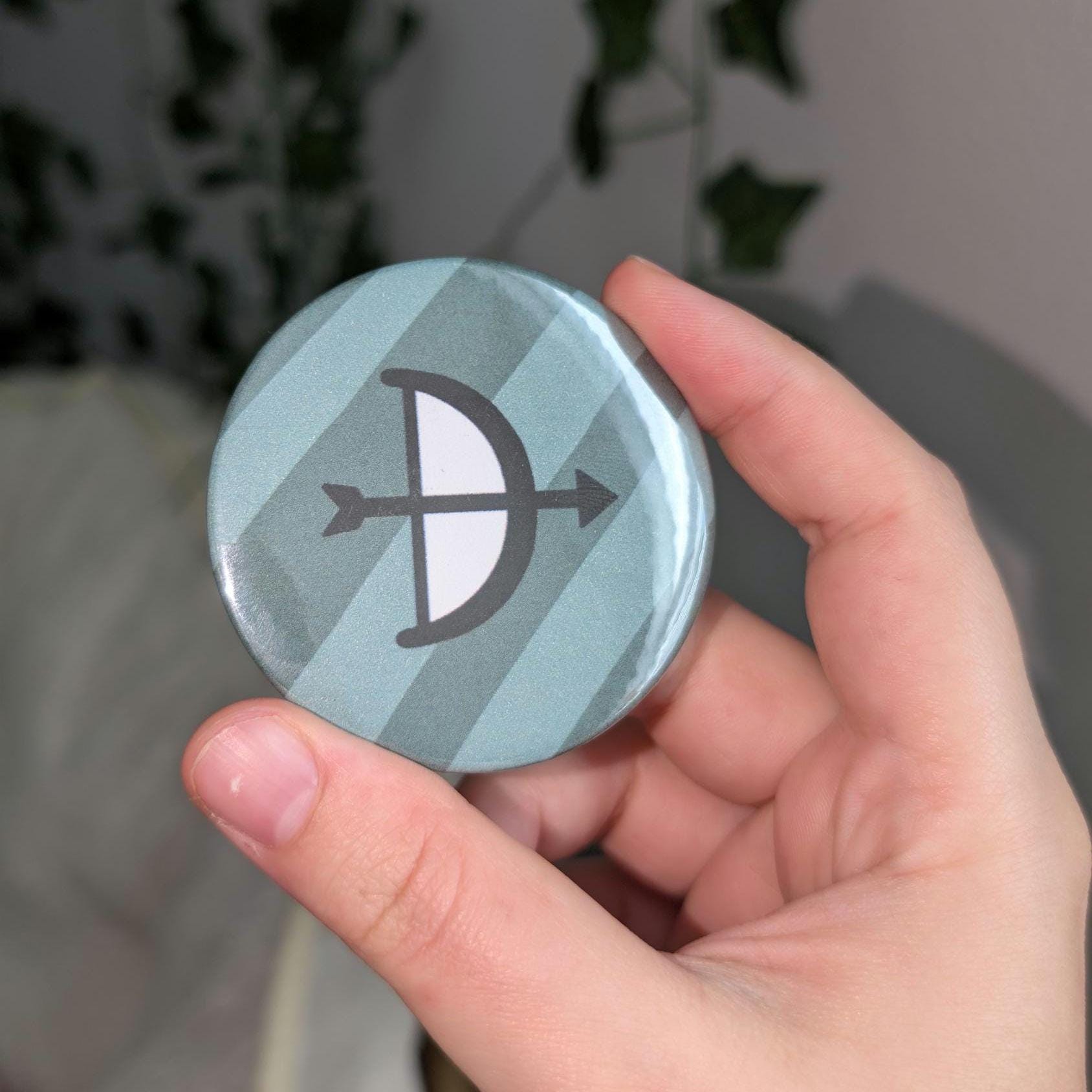 Mewgenics Class Collar Magnets and Pins (2.25 inch)